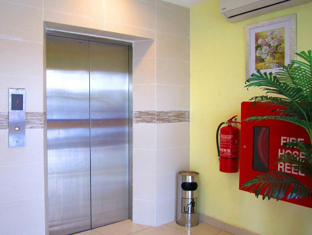 Sun Inns Hotel Sentral, Brickfields Куала-Лумпур Экстерьер фото